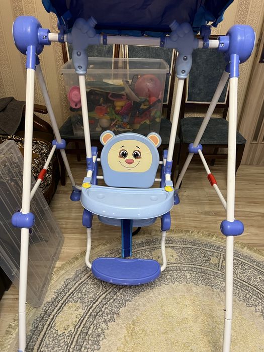 Детская качелья