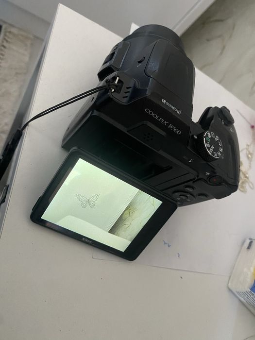 Nicon Coolpix b500
