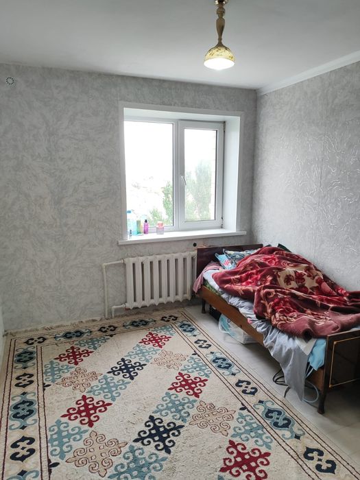 Продам 3 комнатый квартиру