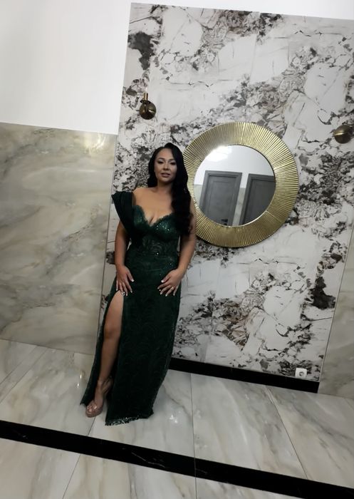 Rochie pe corset.