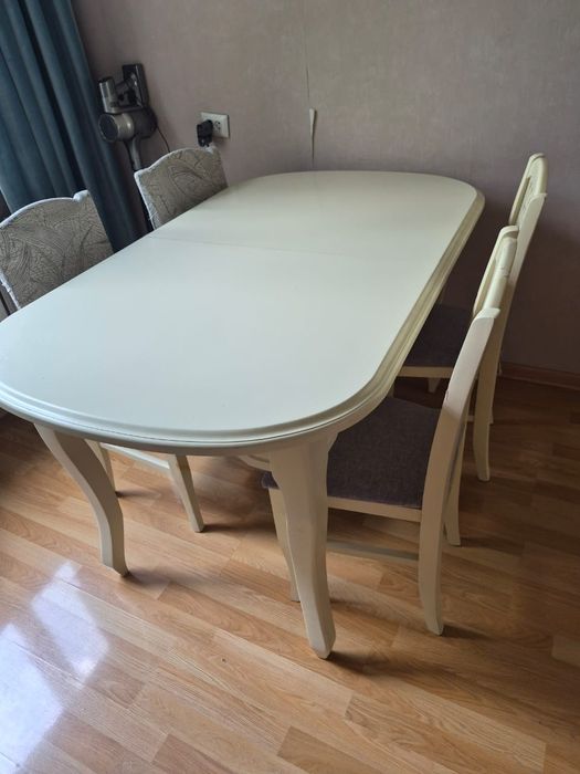 Продам стол со стульями