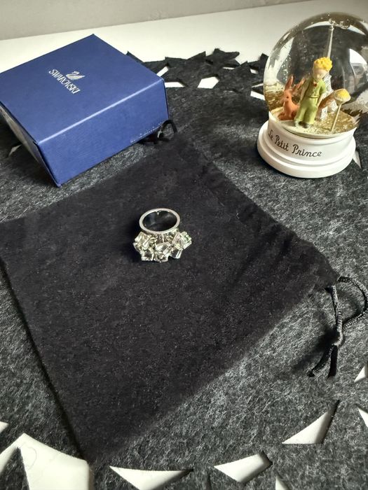 Swarovski бижута