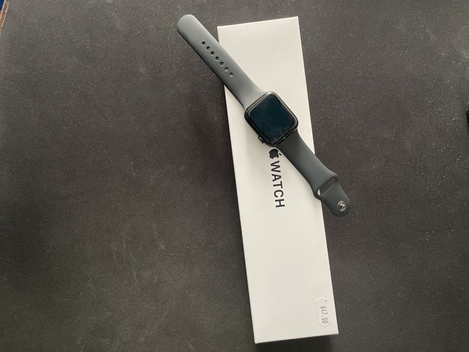 Apple watch se2 44mm 96%