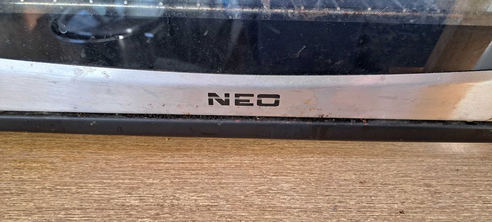 Продавам печка NEO