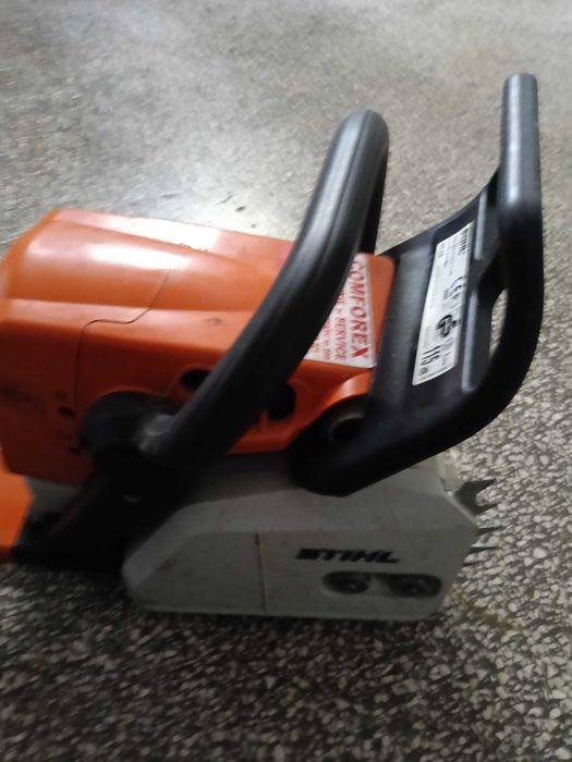 Vând drujba stihl
