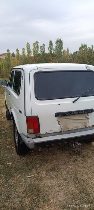 Нива 21214 Сотилади йили 2007 раздадка перодок ишлайди