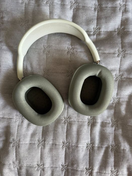 Наушники Airpods max