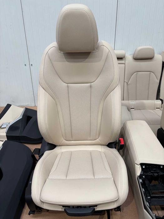 Салон БМВ Г20 Седан BMW G20