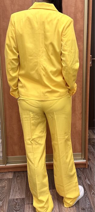 Продам Летний костьюм