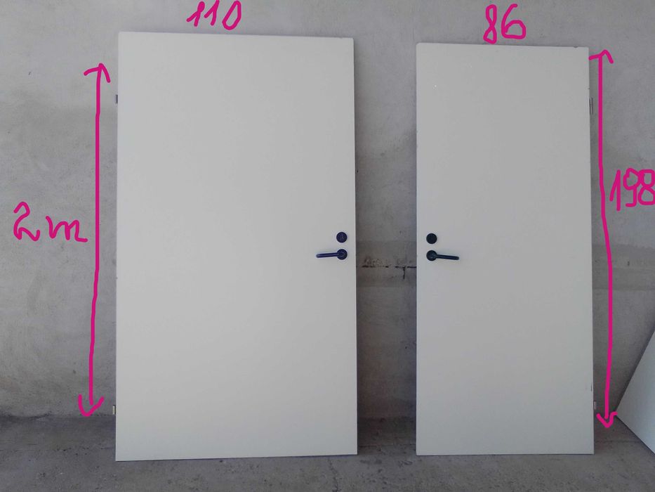 USI de interior  -albe - două dimensiuni 86 cm si 110 cm -80 buc.