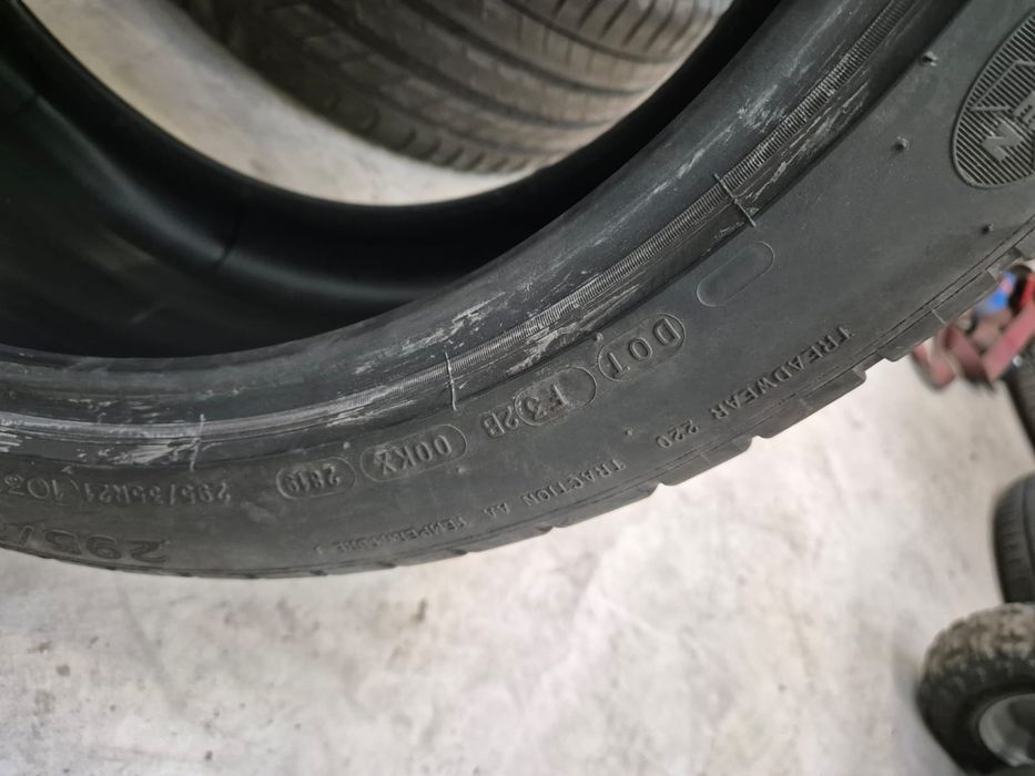 4 anvelope vara Michelin 295 35 21 / 265 40 21 stare buna