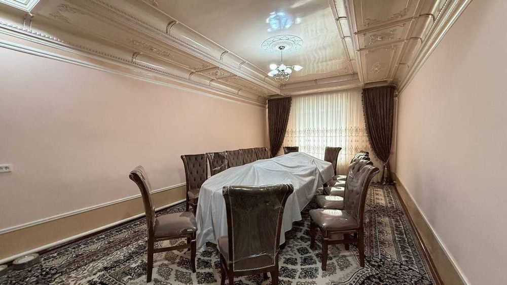 Срочна ховли уй сотилади