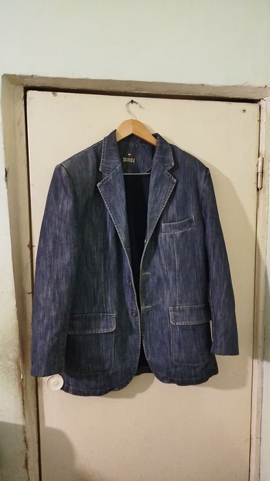Продам джинсовые куртки.