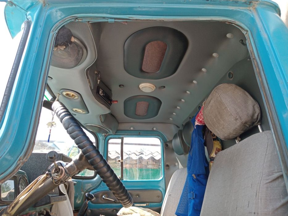 Продам ЗиЛ-130 , самосвал, мотор Урал