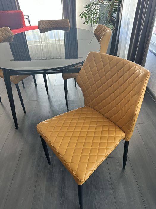 Set masa extensibila plus 4 scaune Mobexpert