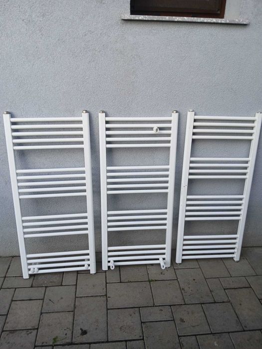 Calorifer vertical NOU pentru Baie/Stil prosop