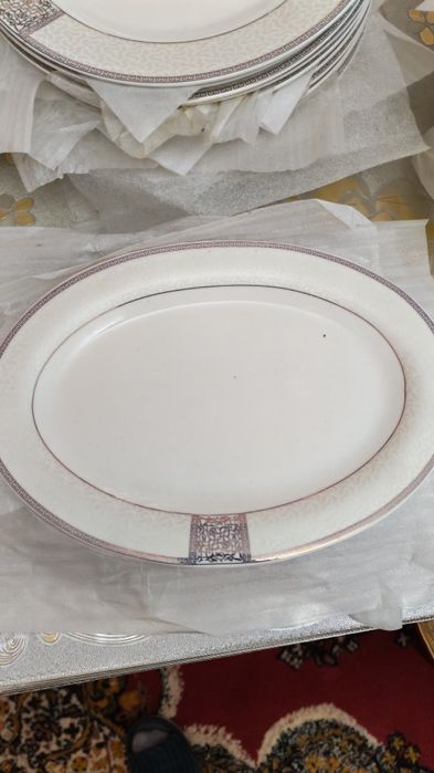 Тарелка посуда         .