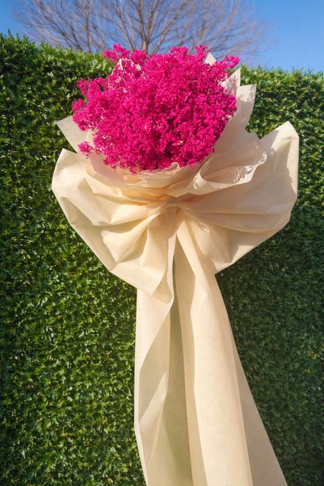 Огромен букет с гипсофил