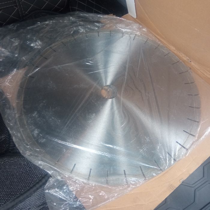 Прродам новый отрезной алмазный диск