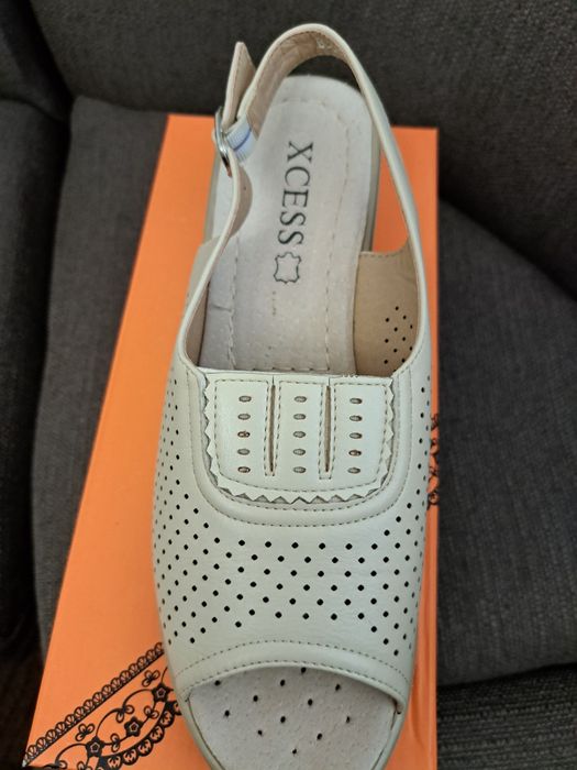 Кожени летни обувки 40 номер