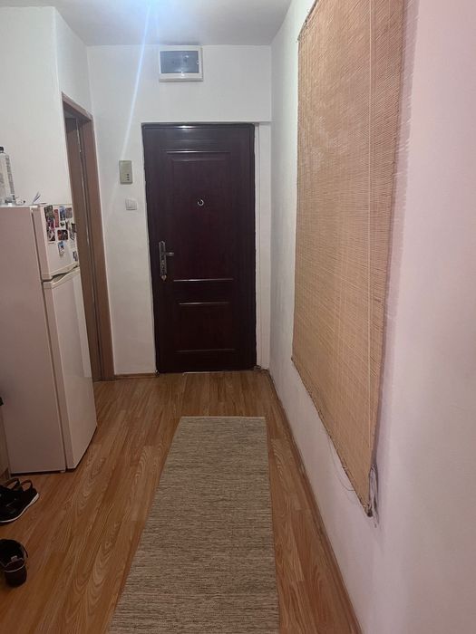 De închiriat - apartament cu 1 cameră, zona Ștrand