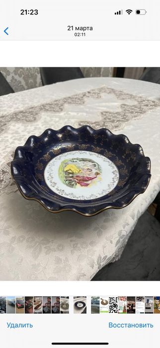 Продам две вазы.