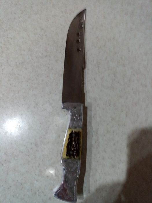 Cuțit de vânătoare