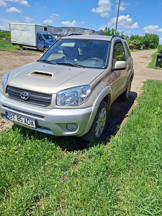 TOYOTA RAV4 2004 — imagine 2