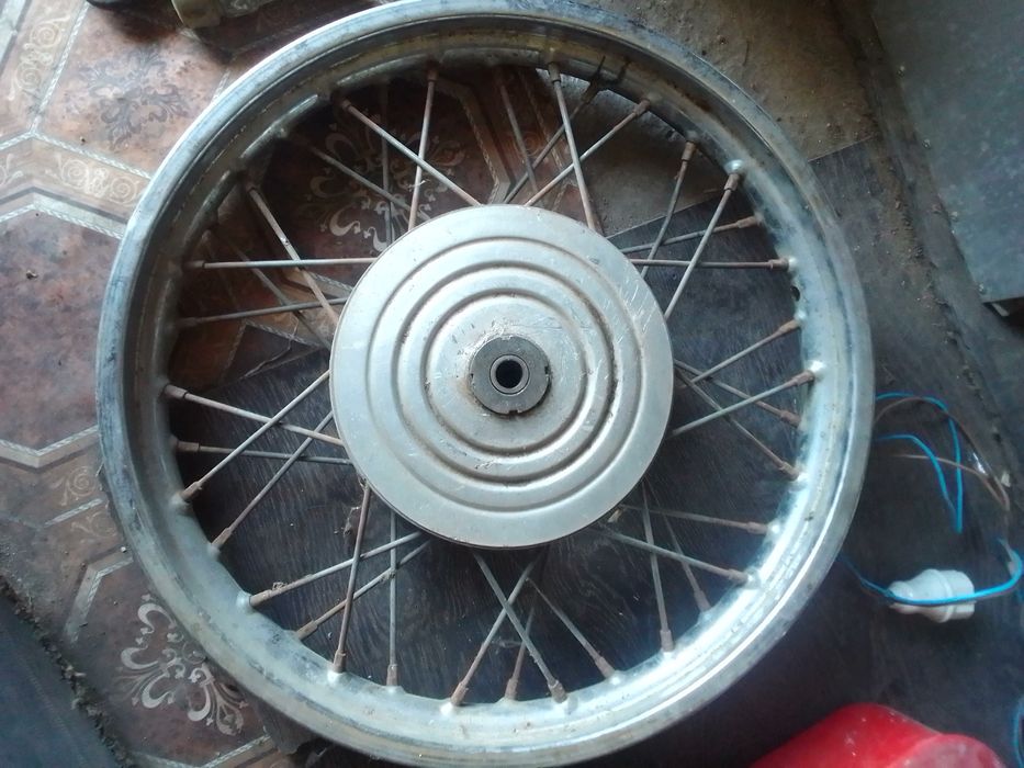 Колесо мотоцикла Иж