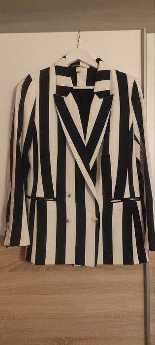 Дамско сако черно и бяло райе H&M