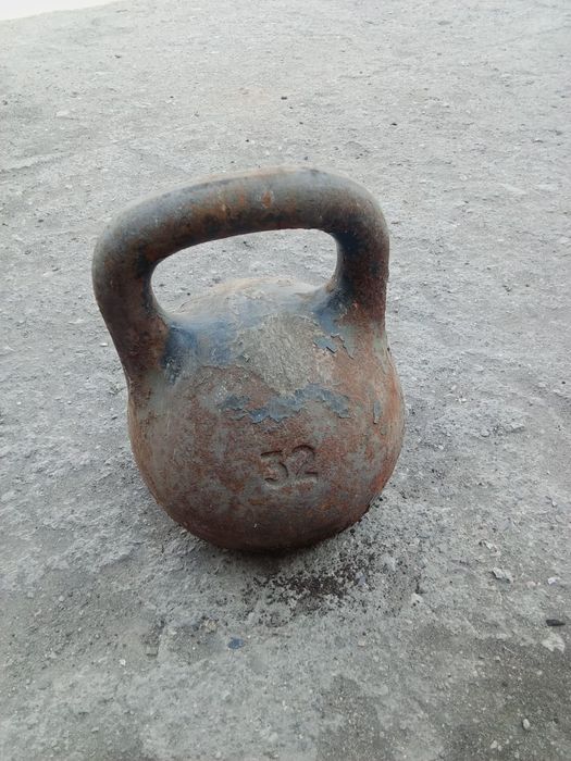 Продам гирю советскую 32 кг