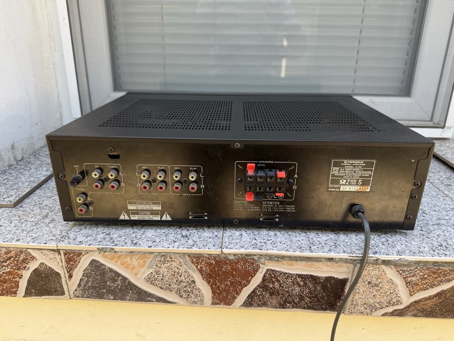 Pioneer A-33 Stereo Amplifier