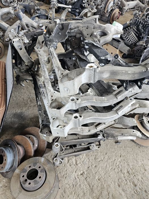 Преден мост предни мостове бмв bmw e90 e91 e92 e93 f10 f11 ф10 ф11 f30