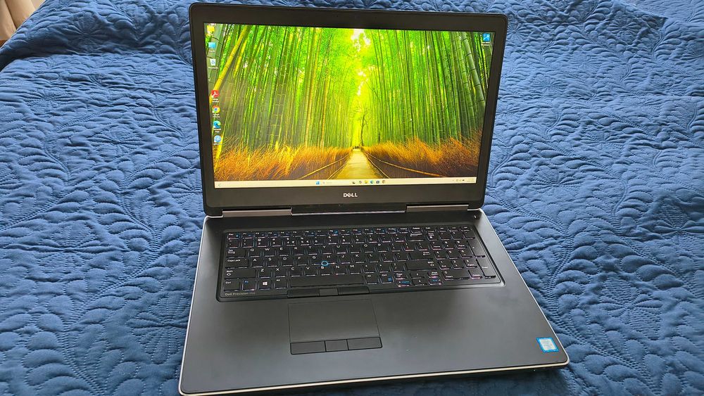 Vand laptop Dell Precision 7710