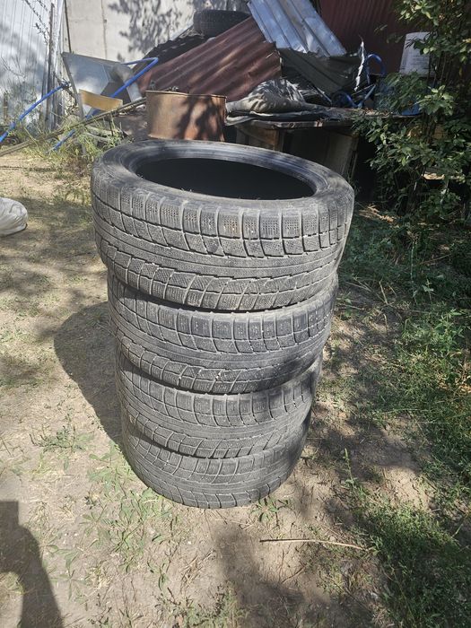 Комплект из 4 шин Triangle 225/45 R17