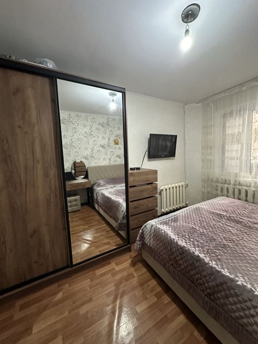 Продам 3-х  комнатную кв