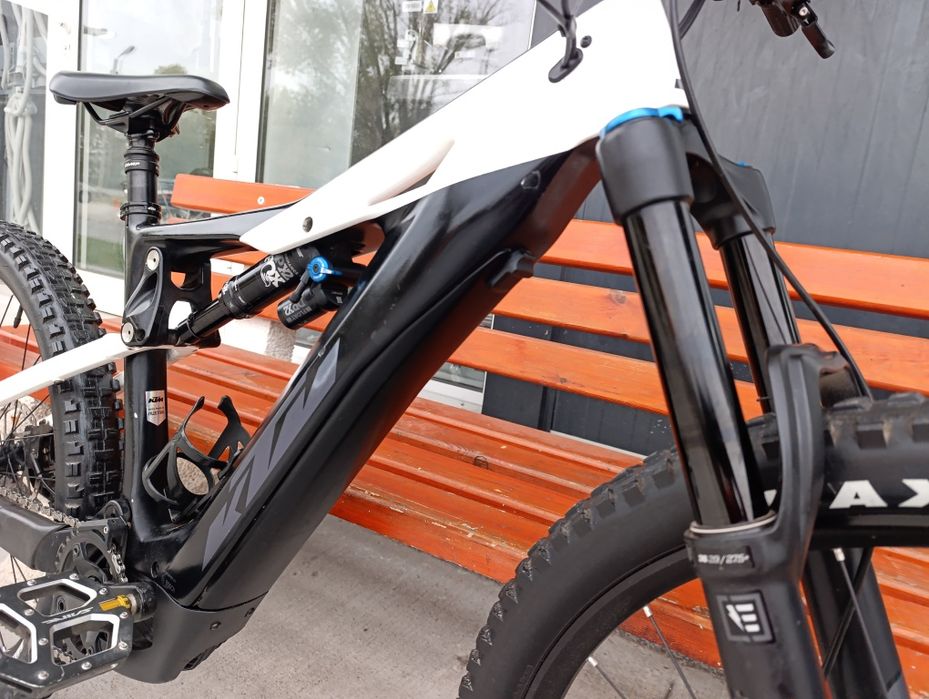 Електрически KTM MACINA Kapoho Master  Carbon  29/S