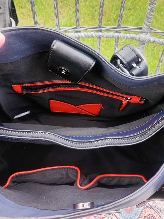 Geantă nouă Kenneth Cole de vânzare