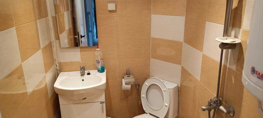 Продава се Тристаен апартамент в Стара Загора, Център - 75 кв.м за 1154 €/кв.м - Снимка #9
