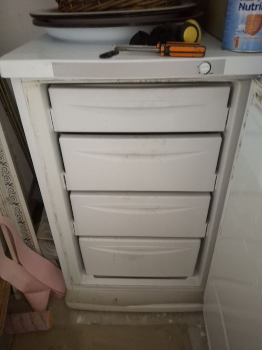 Морозилка indesit