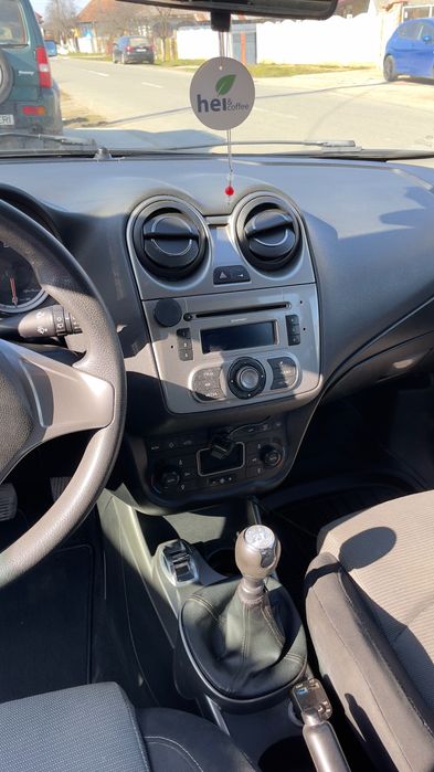 Vând mașină Alfa Romeo mito