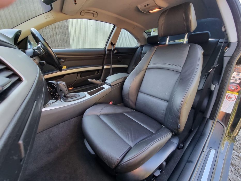 Dezmembrez BMW 335d E92 Bi-turbo 286cp,Recaro incalzit ,volan padele