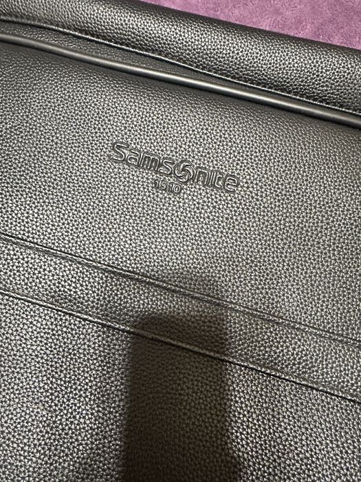 Кожаный чехол для одежды, портплед