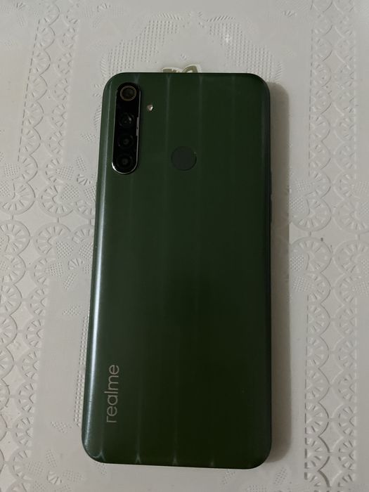 Телефон Realme 6i