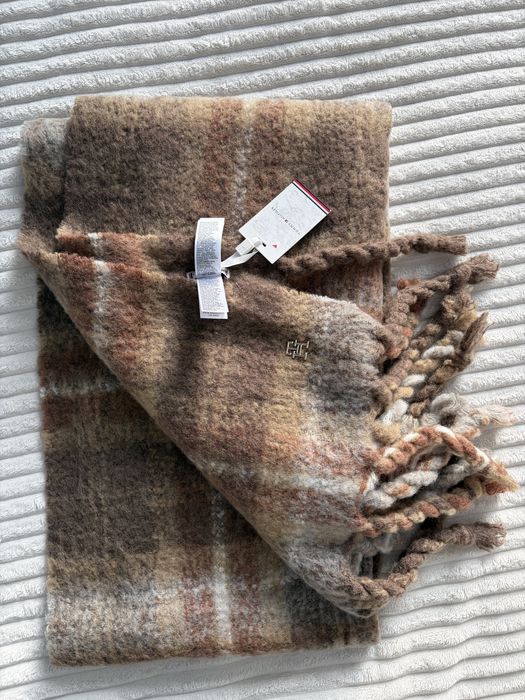 Шарф Tommi Hilfiger новый