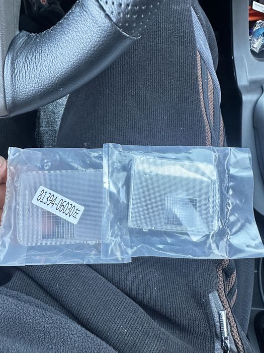 На камри 50, 55 плафон