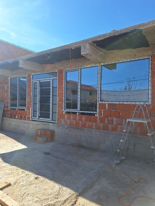 Tamplarie pvc cu geam termopan/tripan