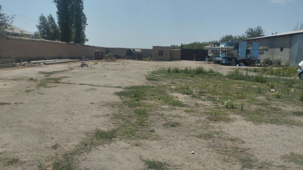 Склад бектемир по 10000 сум за кв.м.