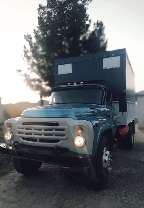 Zil 1992 yil. Hamma narsasi yangi
