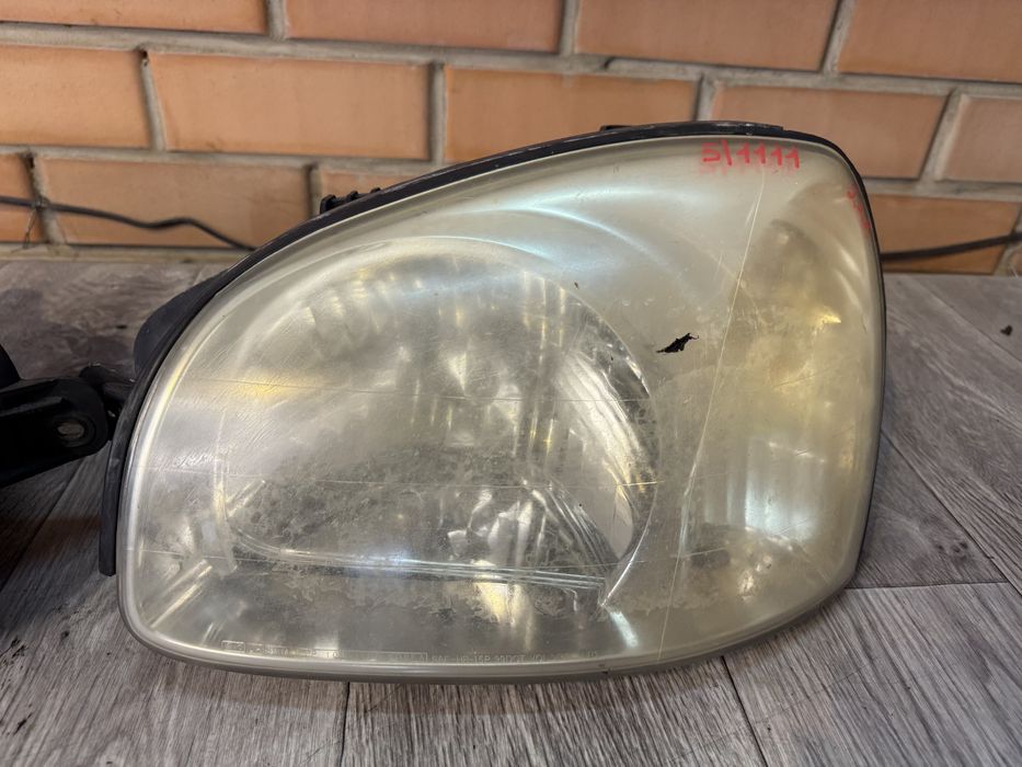 Фары на Хюндай Сантафе